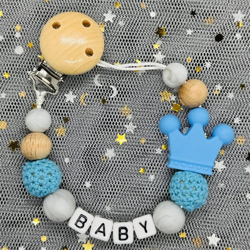 👑 Personalized Crown Pacifier Clip with Name — Silicone & Beechwood Beads, Baby Soother Holder