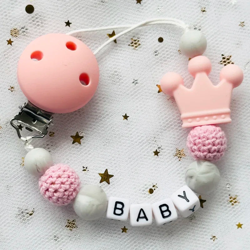 👑 Personalized Crown Pacifier Clip with Name — Silicone & Beechwood Beads, Baby Soother Holder